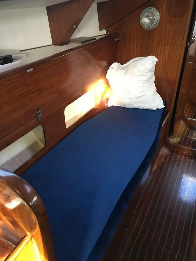 Voilier De 9M 4 Couchages Hotel Porquerolles 0*,  Franciaország